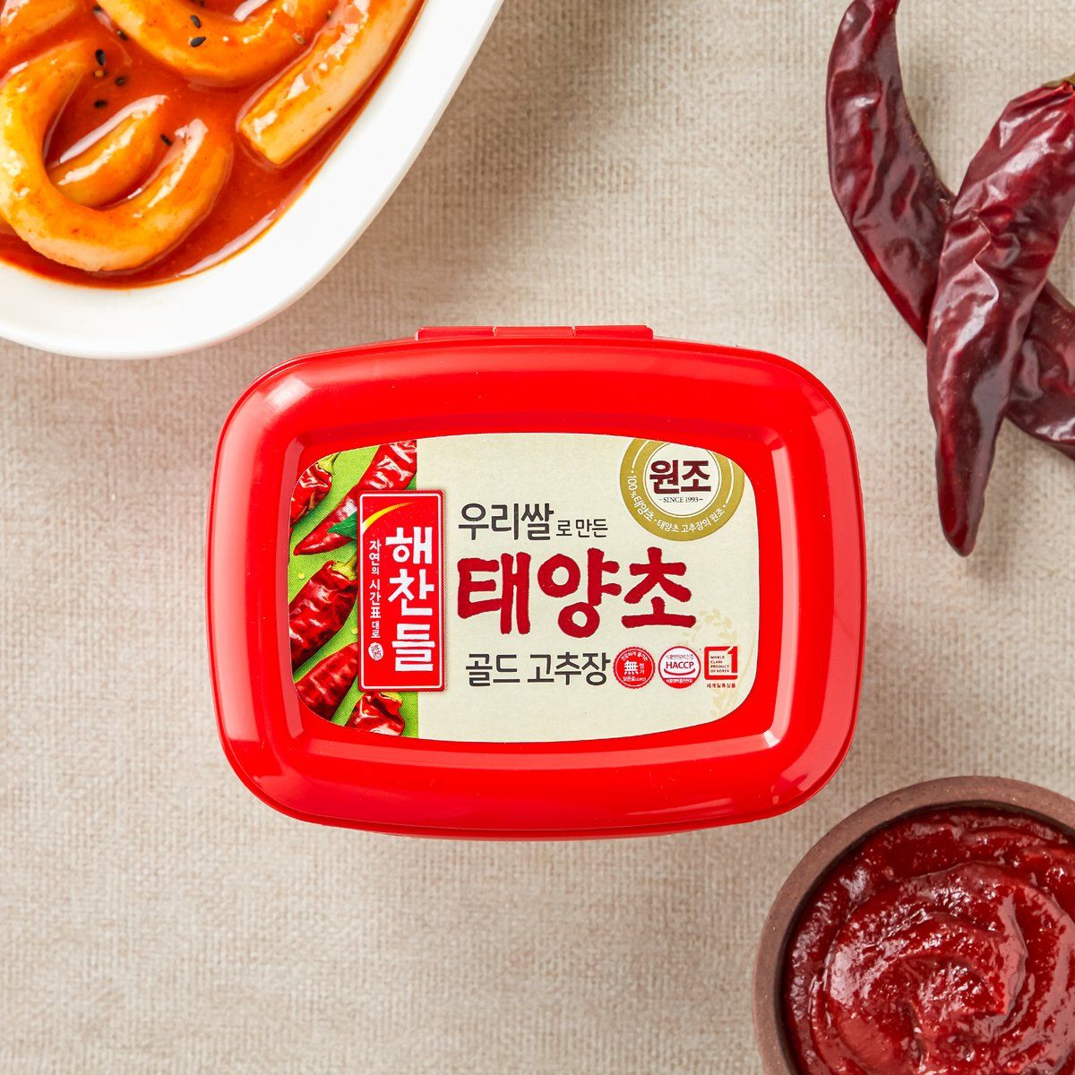 Korean Hot Pepper Paste 해찬들 우리쌀 태양초 골드 고추장 (500g) | CJ Haechandle