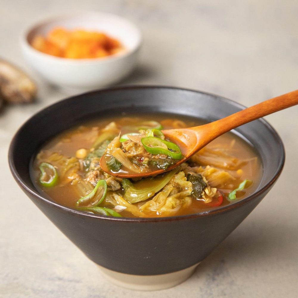 Hard Clam and Napa Cabbage Soybean Soup 460g 양반 백합 우거지 된장국 |  Yangban