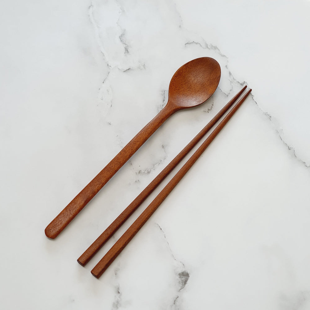 Natural Lacquered Jujube Wood Cutlery Set 천연옻칠 대추나무 수저세트 (Spoon + Chopsticks) | Hauls Home