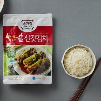 Korean Gat Kimchi (Mustard Leave Kimchi) 종가집 돌산 갓김치 500G | Jongga