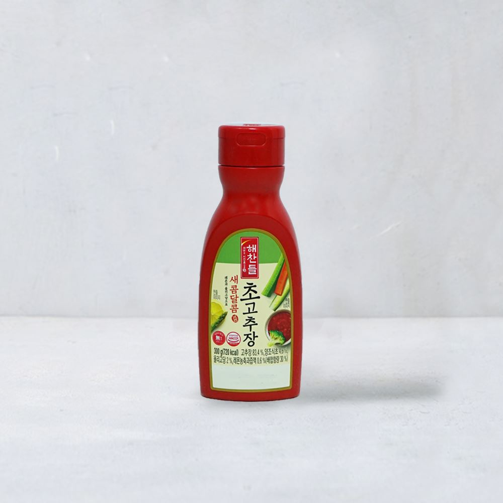 Korean Red Pepper Paste 해찬들 새콤달콤 초고추장 (300g Tube) | CJ