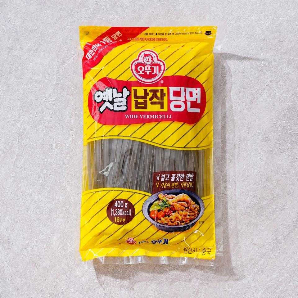 Korean Wide Vermicelli Sweet Potato Glass Noodles 오뚜기 옛날 납작당면 (16 pax, 400g) | Ottogi