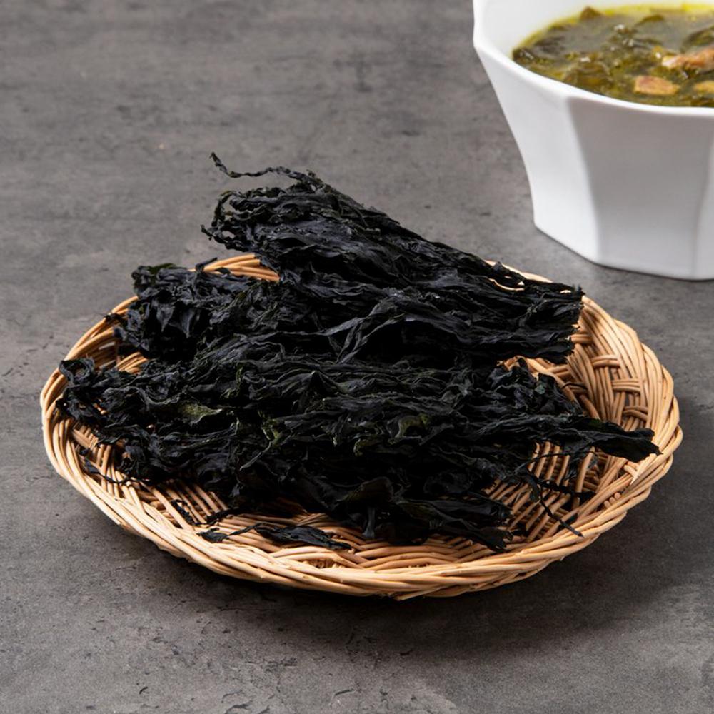 Korean Dried Seaweed 청정미역 (50g) | Chung Jung One
