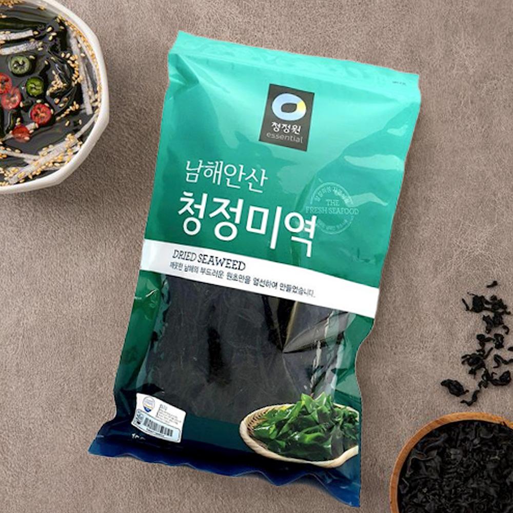 Korean Dried Seaweed 청정미역 (50g) | Chung Jung One